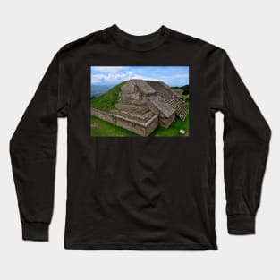 Site archéologique de Monte Alban, Oaxaca Mexique Long Sleeve T-Shirt